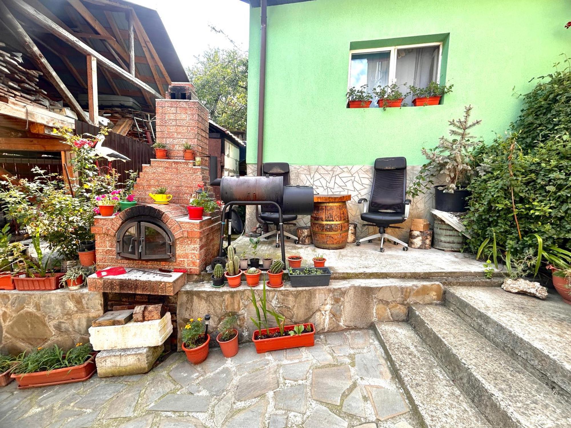 Casa Camelia Villa Nehoiu Exterior photo